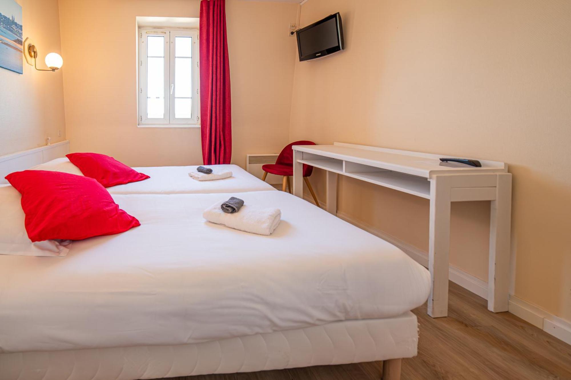 Hotel De La Mairie Saint-Pol-de-Léon Esterno foto